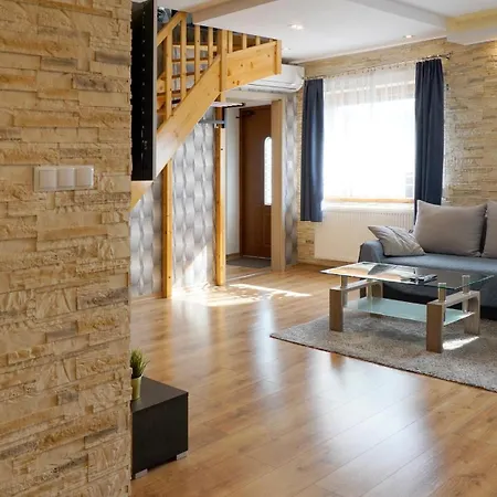 Alkantara Apartment